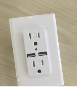 USB and Electric Outlet for USA